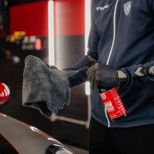 Good Stuff Show Detailer – quick detailer na bazie Carnauby, przyciemnia lakier